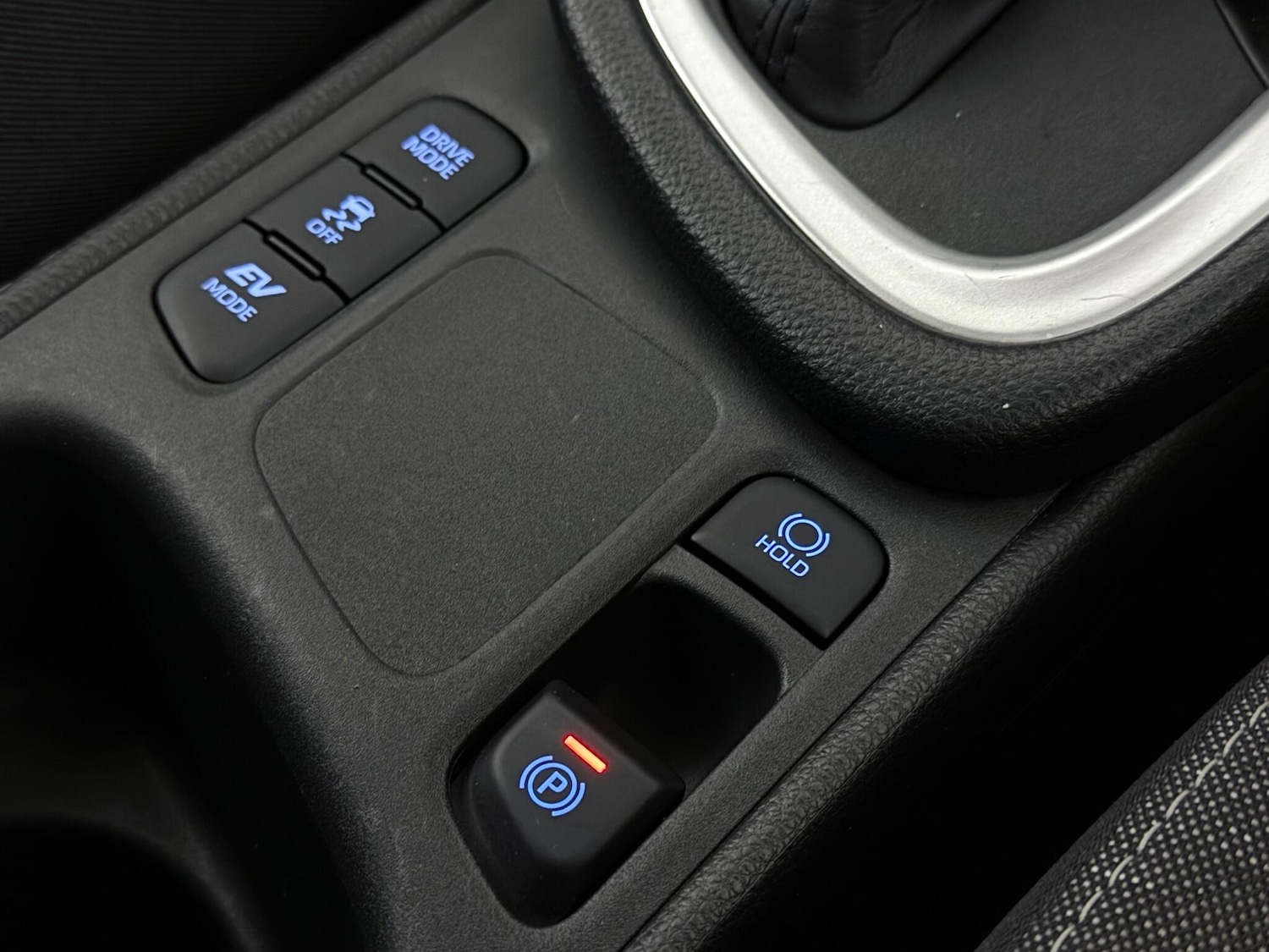 Used Toyota Yaris 2022 for sale - 77259981: Photo 30