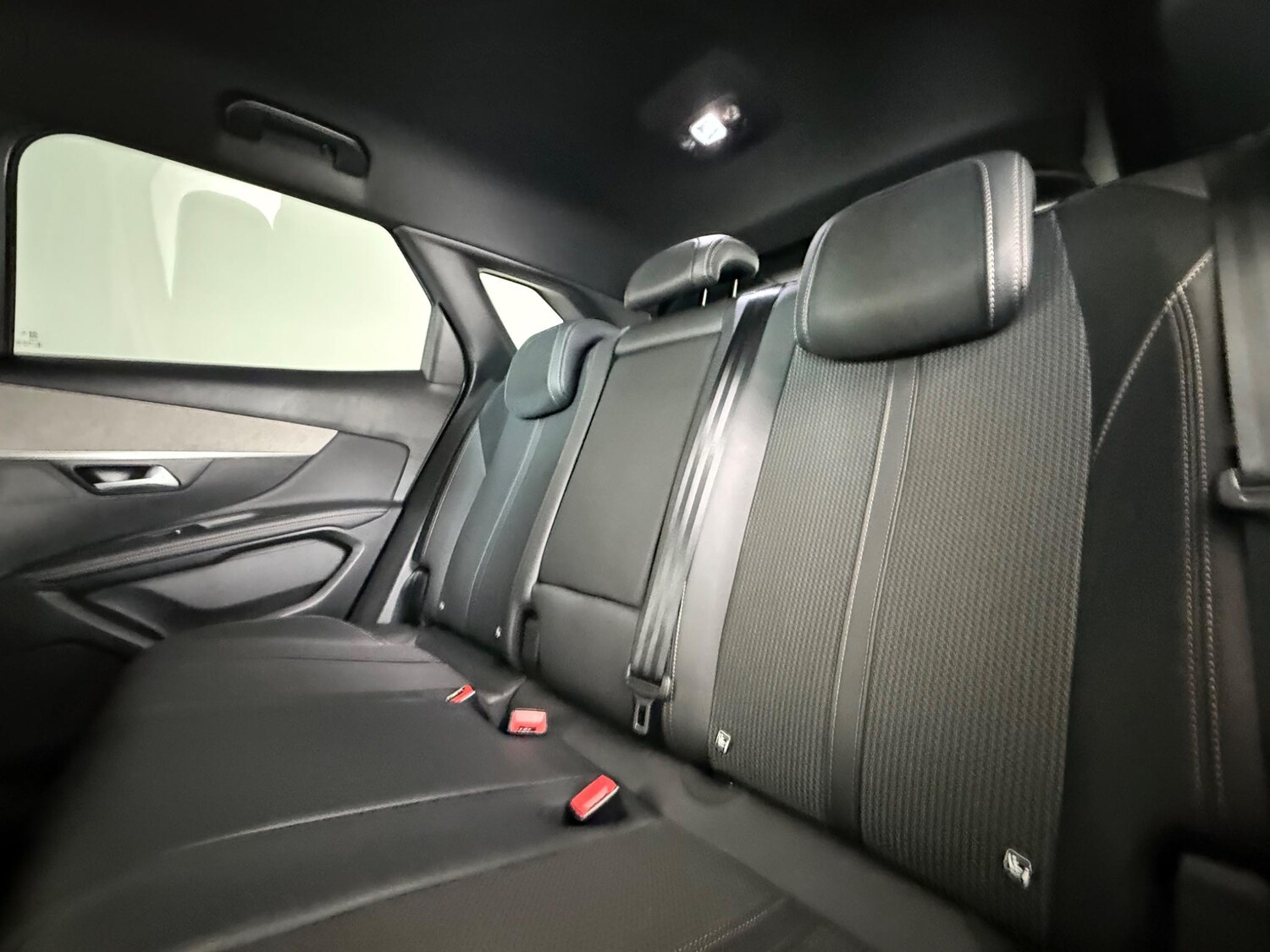 Used Peugeot 3008 2023 for sale - 76468210: Photo 18