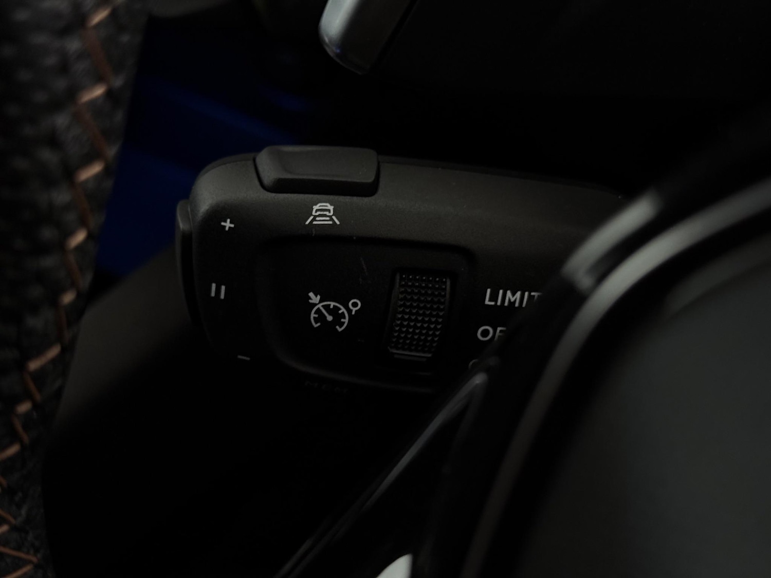 Used Peugeot 3008 2023 for sale - 76468210: Photo 27