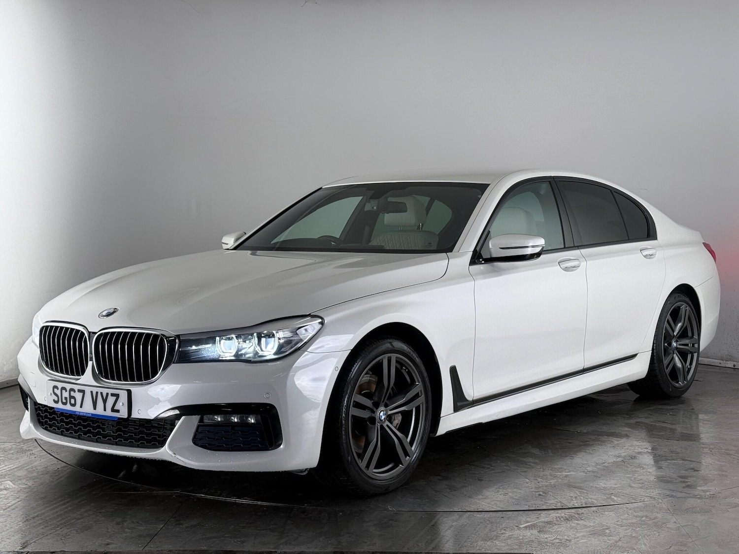 Used BMW 7 Series 2017 for sale - 77246353: Photo 3