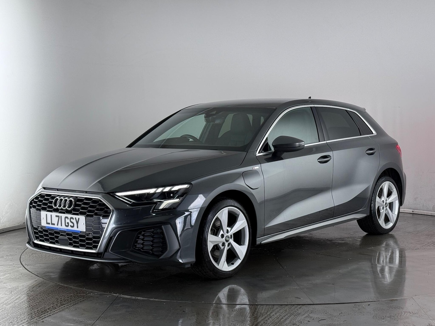 Used Audi A3 2021 for sale - 77246748: Photo 2