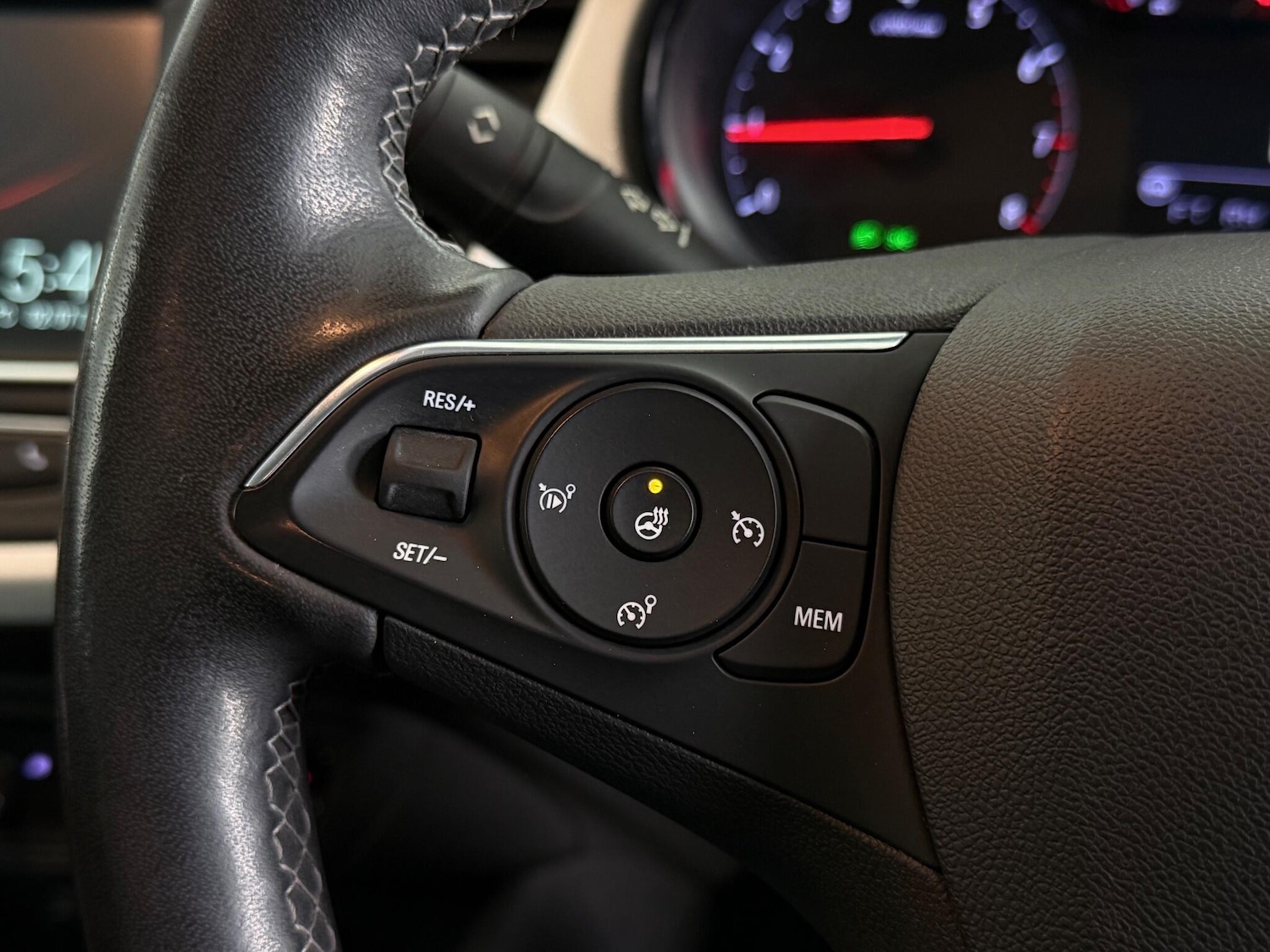 Used Vauxhall Crossland 2021 for sale - 77181026: Photo 17