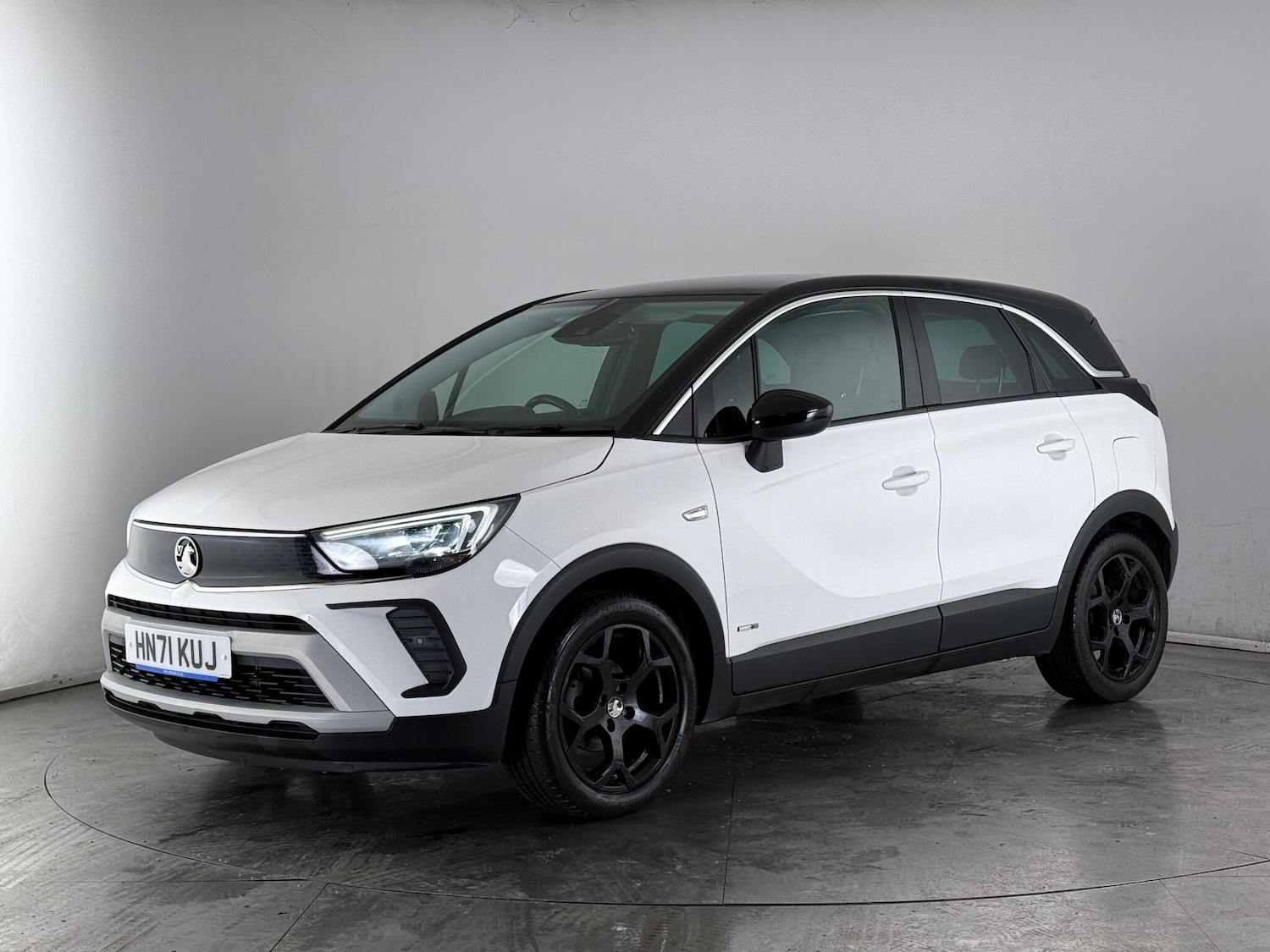 Used Vauxhall Crossland 2021 for sale - 77181026: Photo 2