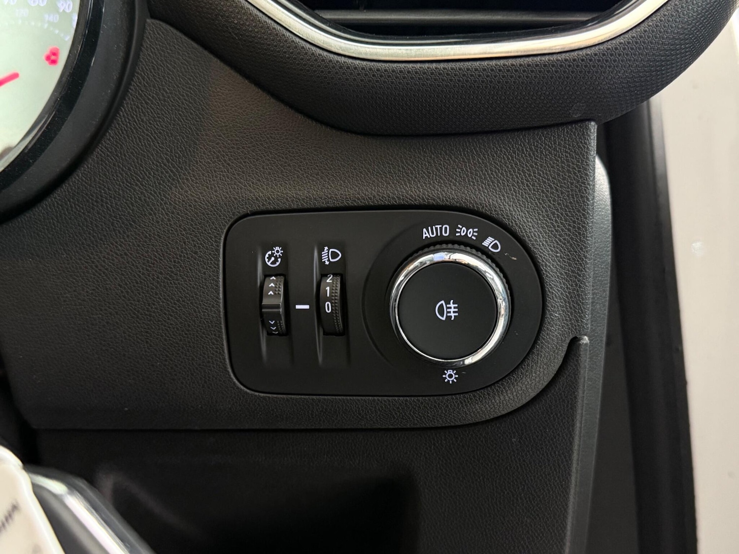 Used Vauxhall Crossland 2021 for sale - 77181026: Photo 21