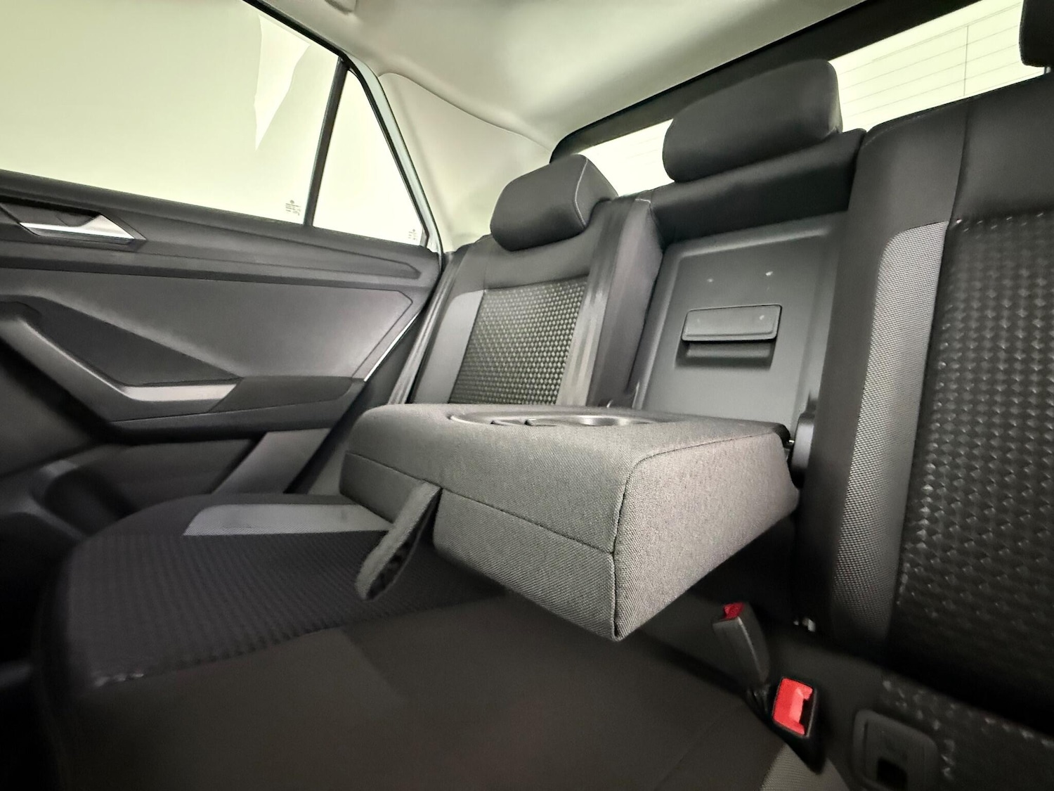 Used Volkswagen T-Roc 2021 for sale - 77221756: Photo 17