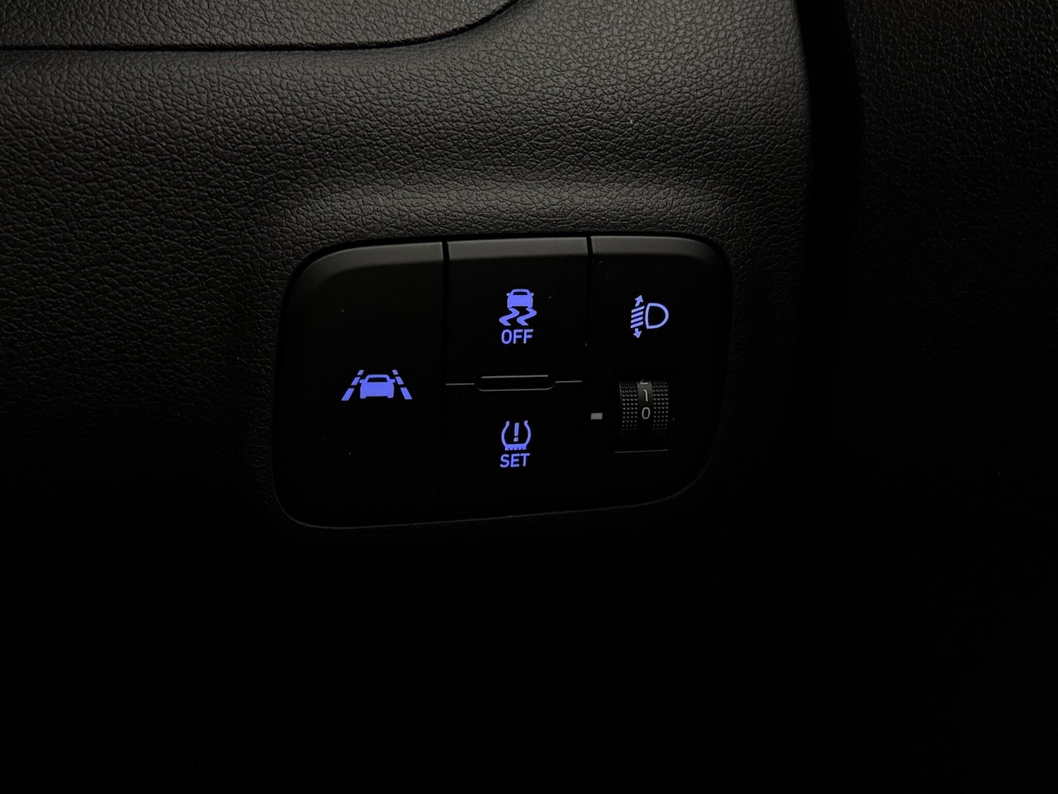 Used Hyundai i10 2021 for sale - 77246804: Photo 22