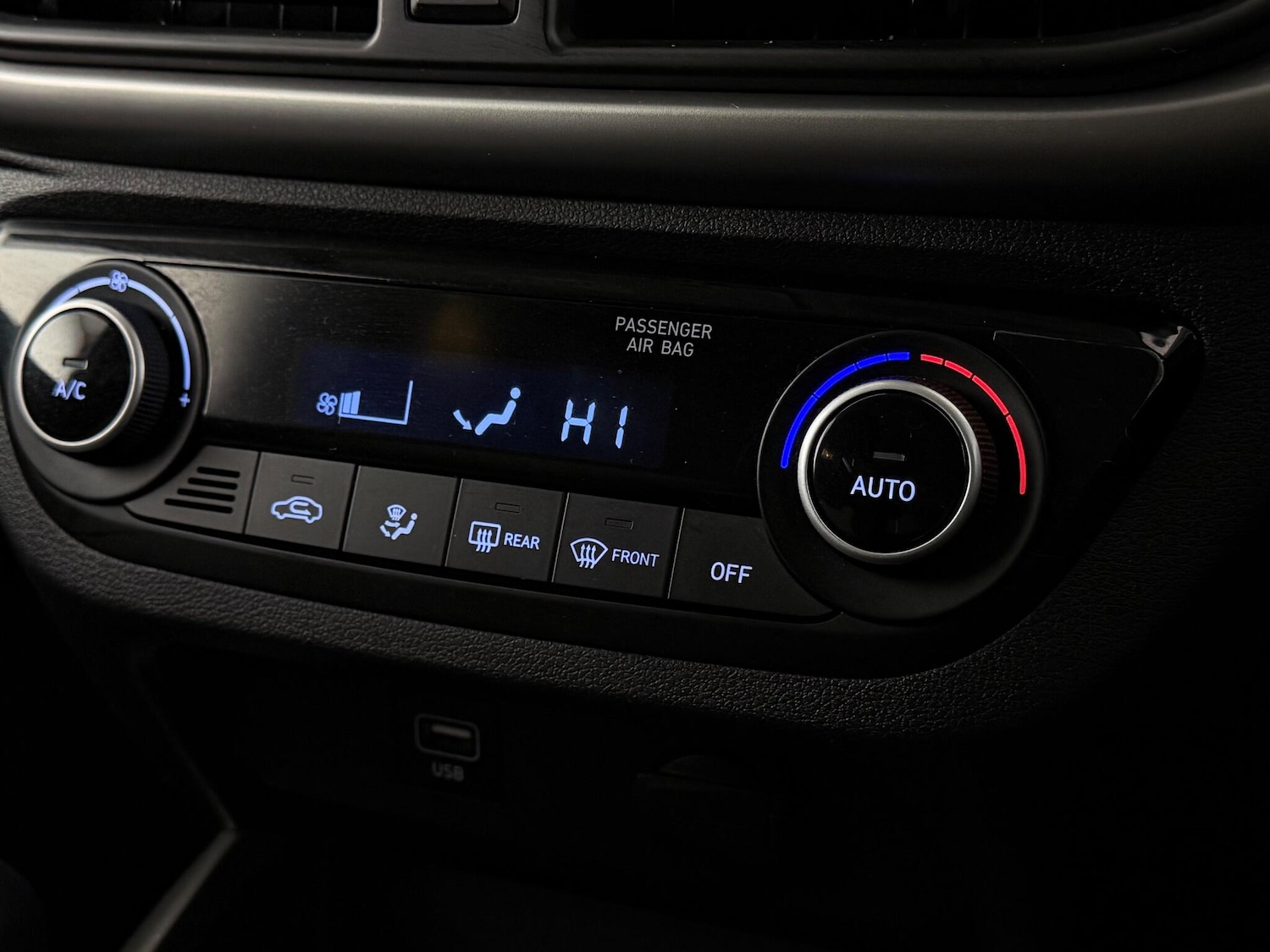 Used Hyundai i10 2021 for sale - 77246804: Photo 26