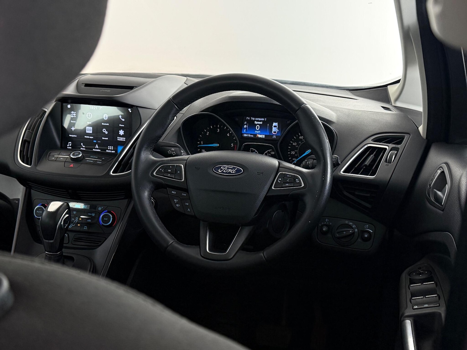 Used Ford Grand C-Max 2018 for sale - 76572289: Photo 23