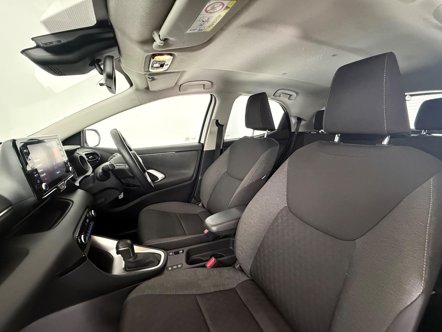 Used Toyota Yaris for sale - 76468686: Photo 18