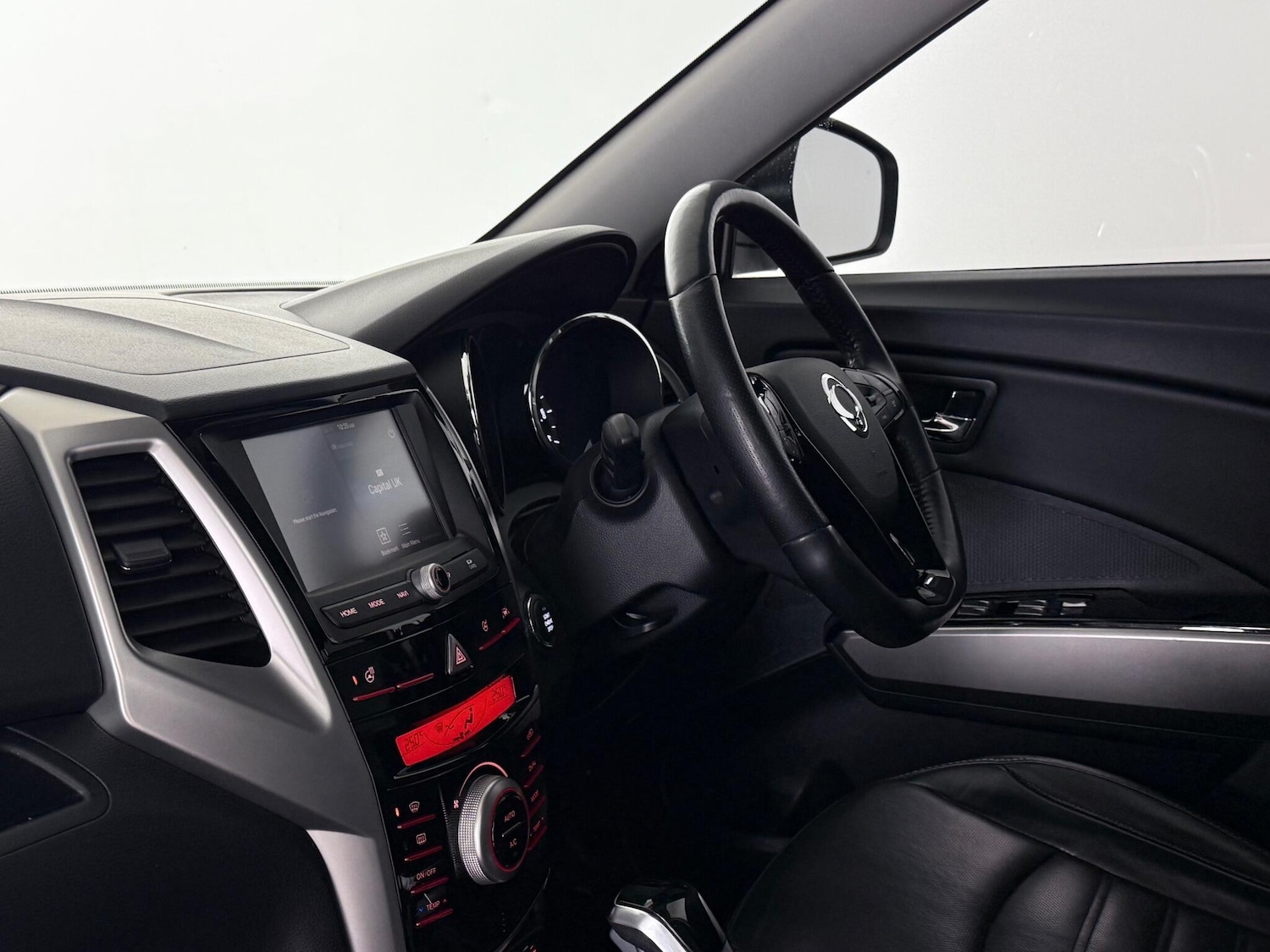 Used Ssangyong Tivoli 2020 for sale - 77180879: Photo 13