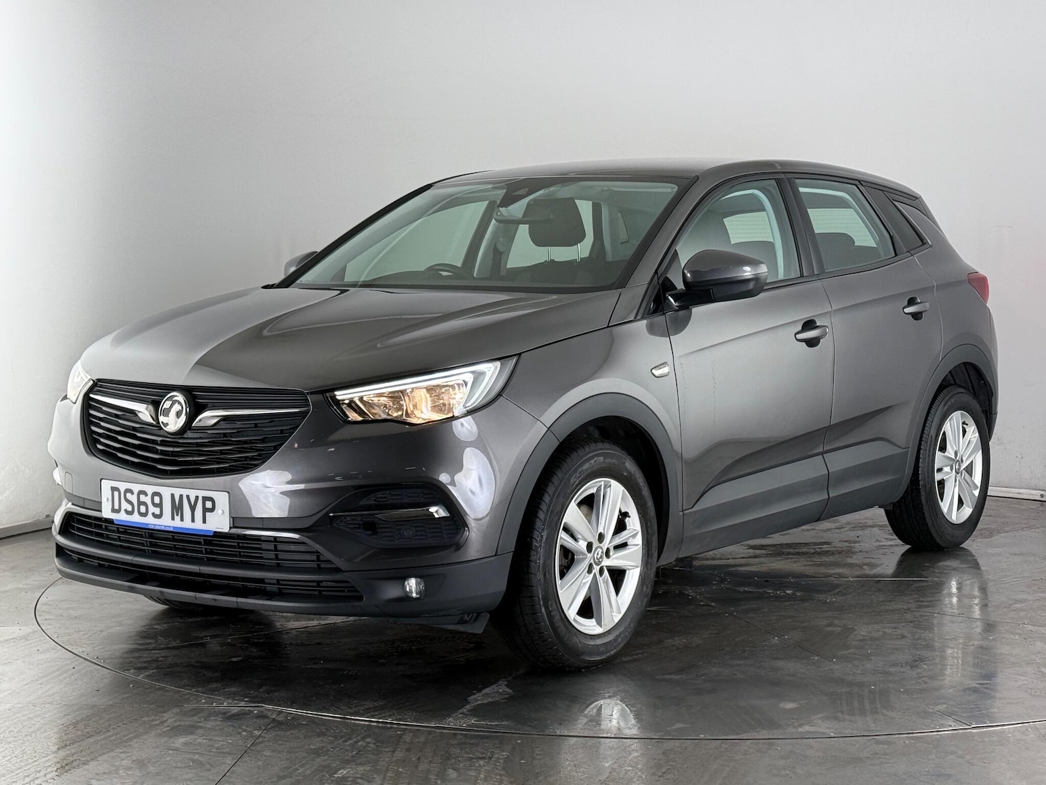 Used Vauxhall Grandland X 2019 for sale - 77222063: Photo 2