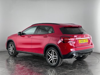 Used Mercedes-Benz GLA 2018 for sale - 77244115: Photo