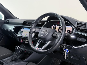 Used Audi Q3 2019 for sale - 79133089: Photo