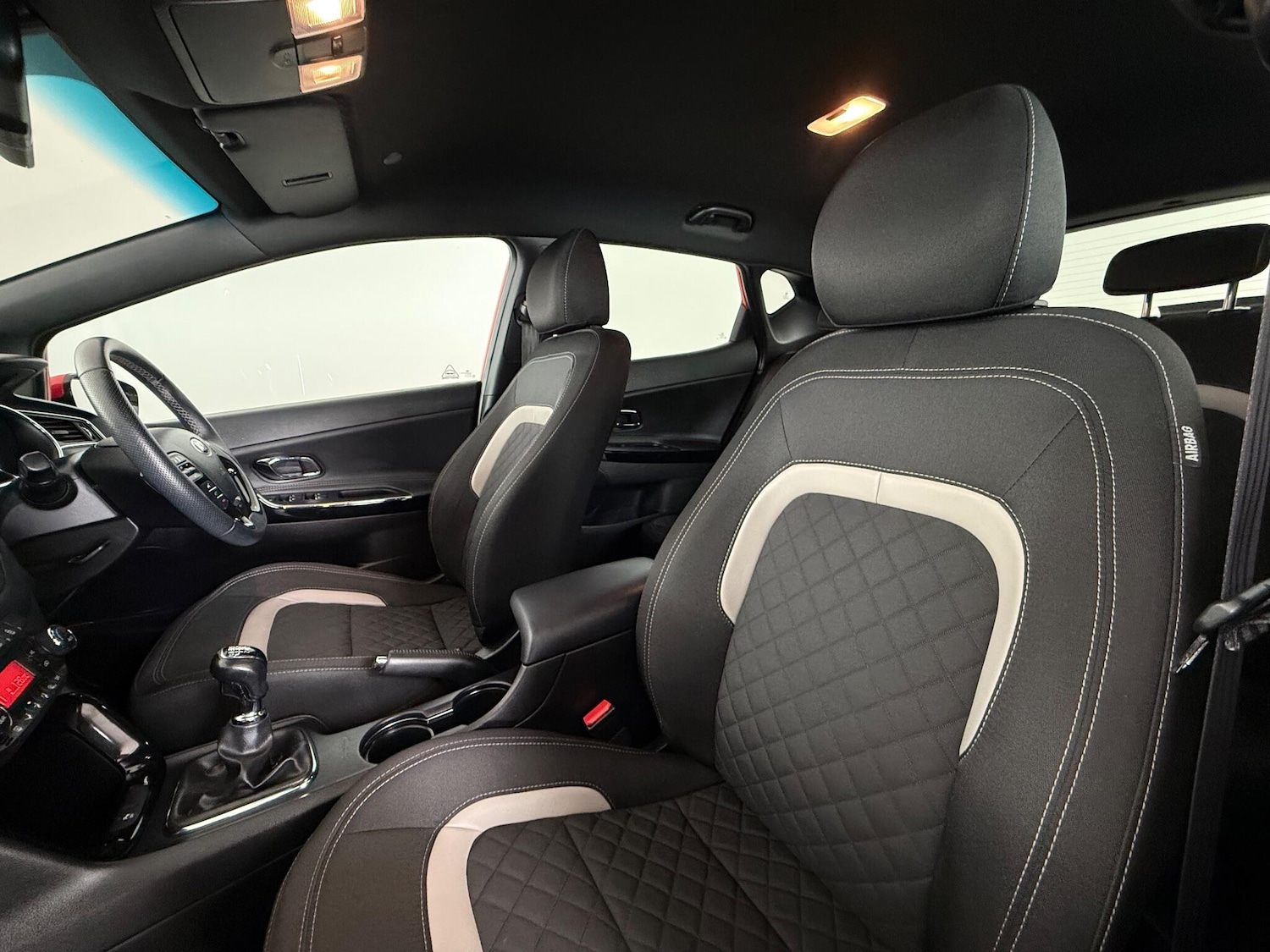 Used Kia Ceed 2018 for sale - 76513134: Photo 19