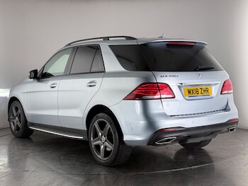 Used Mercedes-Benz GLE 2018 for sale - 77243626: Photo