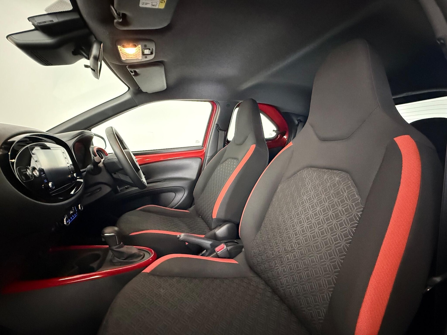 Used Toyota Aygo X 2022 for sale - 77180841: Photo 14