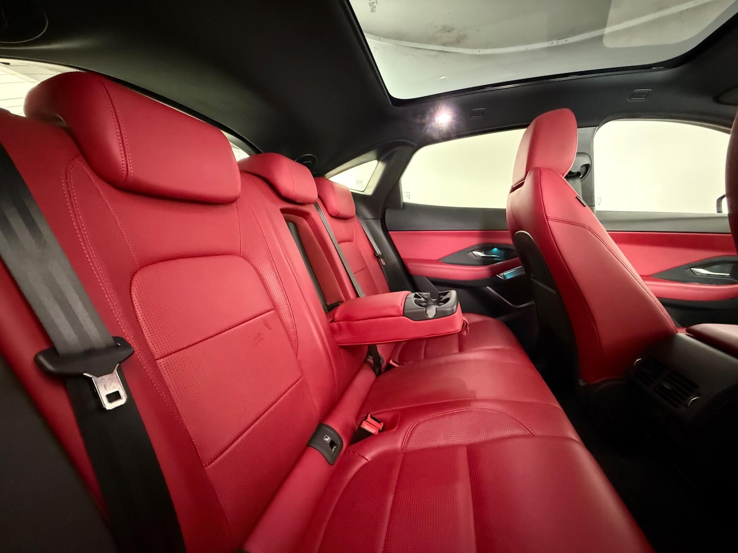 Used Jaguar E-Pace 2019 for sale - 77511513: Photo 14