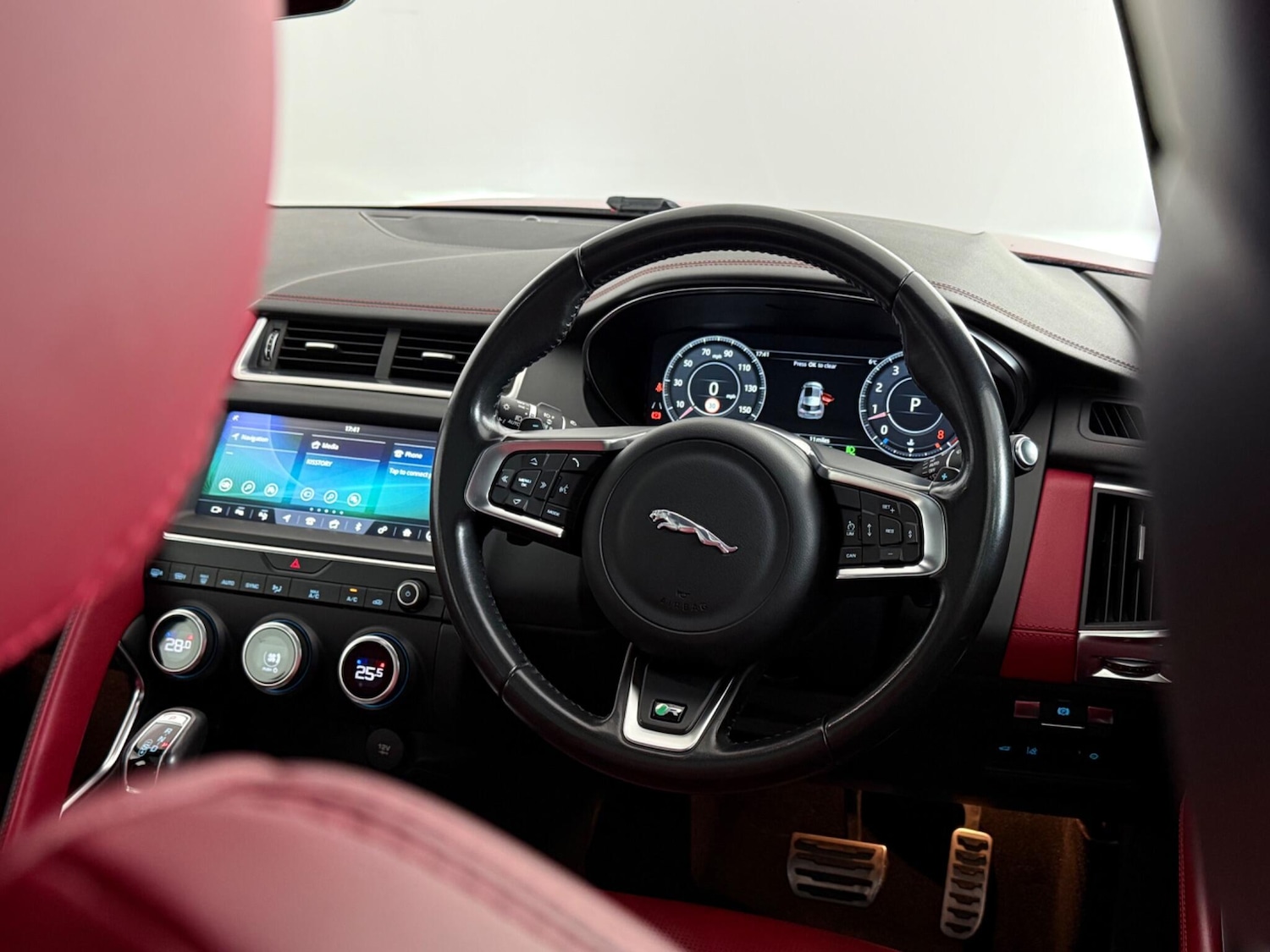 Used Jaguar E-Pace 2019 for sale - 77511513: Photo 18