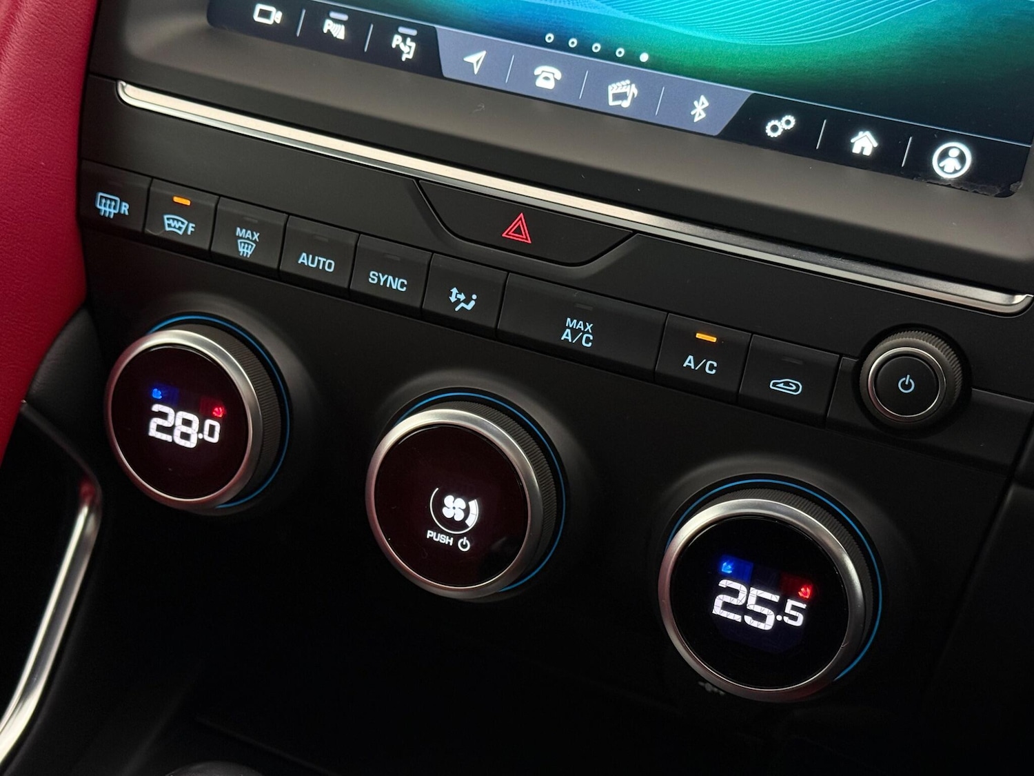 Used Jaguar E-Pace 2019 for sale - 77511513: Photo 34