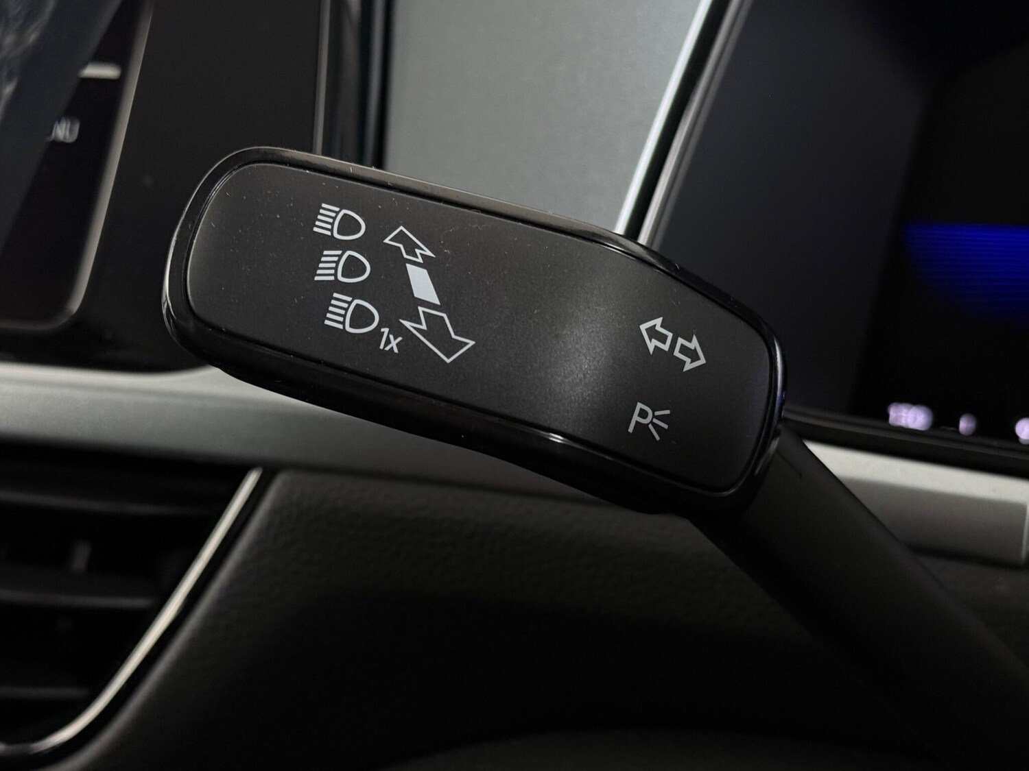 Used Volkswagen T-Roc 2023 for sale - 77511490: Photo 18