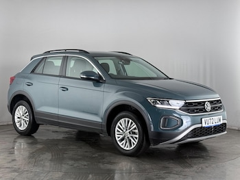 Used Volkswagen T-Roc 2023 for sale - 77511490: Photo