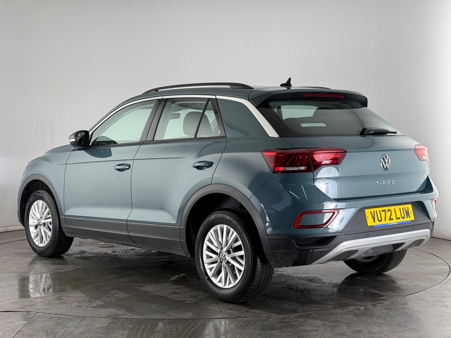 Used Volkswagen T-Roc 2023 for sale - 77511490: Photo 4