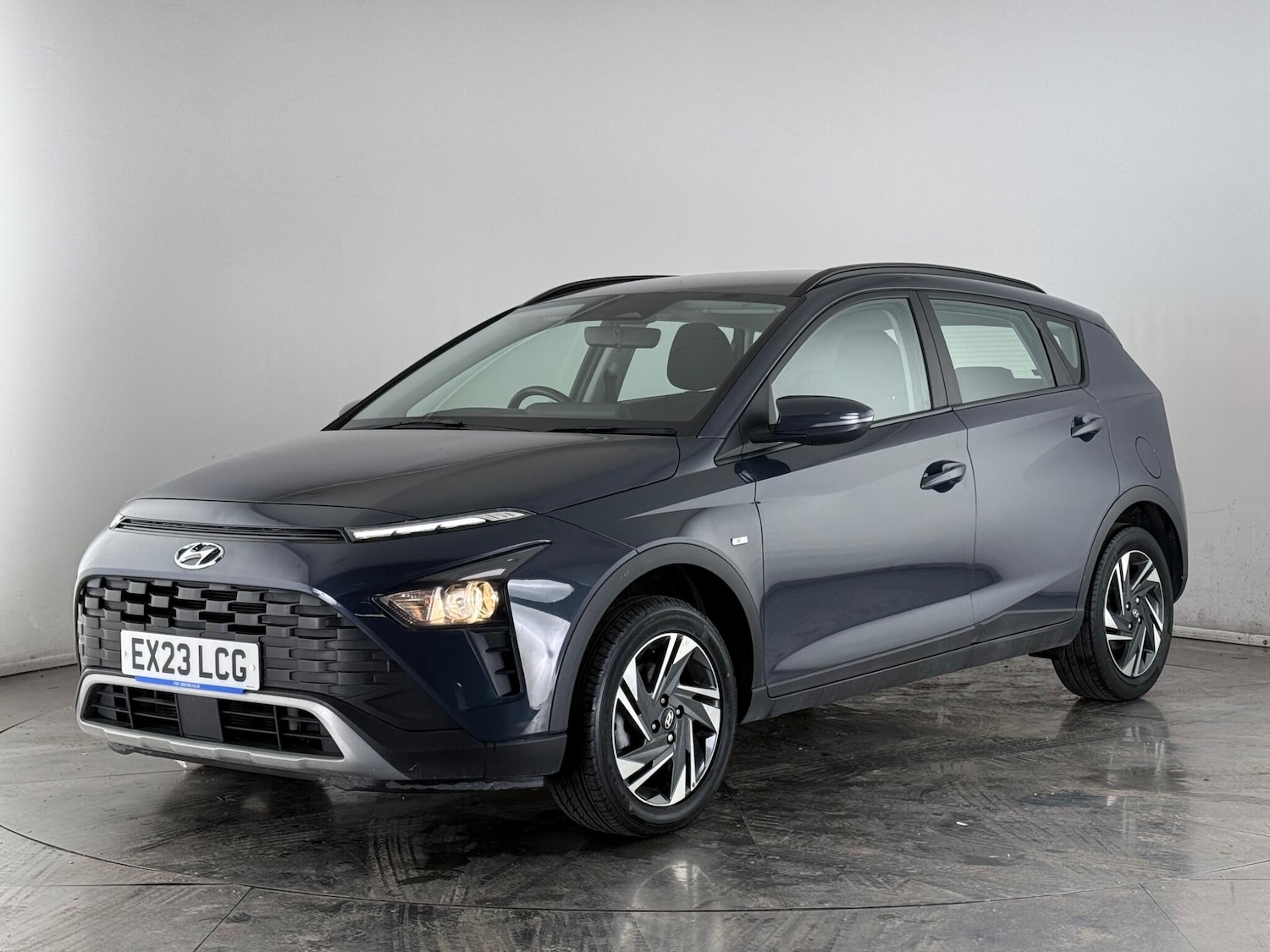 Used Hyundai BAYON 2023 for sale - 77659225: Photo 2