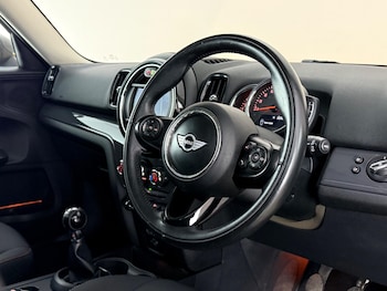 Used MINI Countryman 2018 for sale - 79216980: Photo