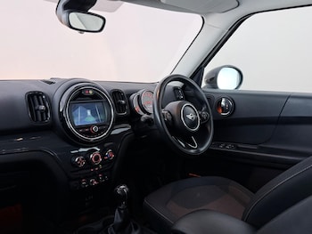 Used MINI Countryman 2018 for sale - 79216980: Photo