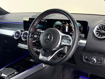 Used Mercedes-Benz GLB 2022 for sale - 79237334: Photo