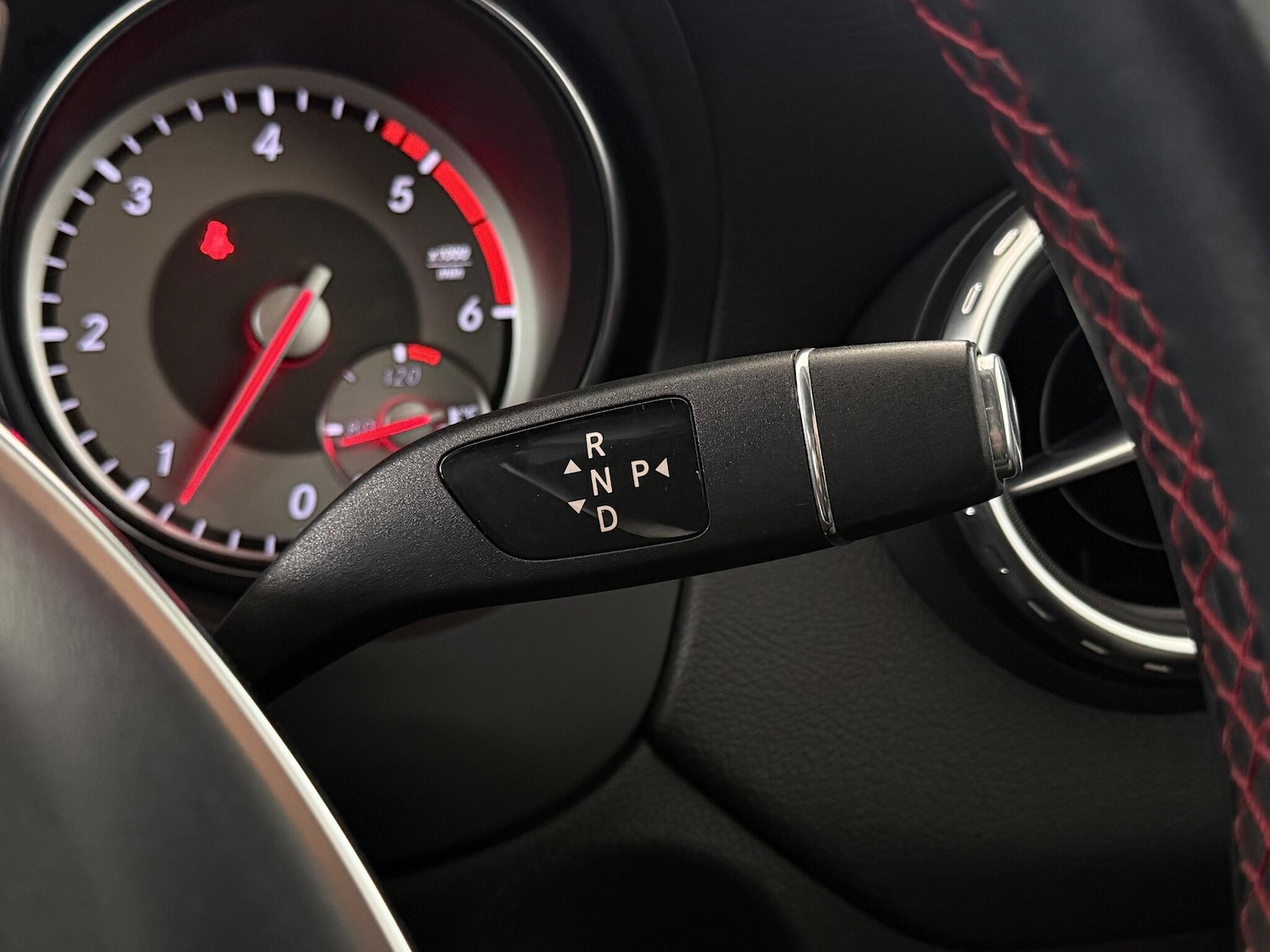 Used Mercedes-Benz GLA 2016 for sale - 76468530: Photo 25