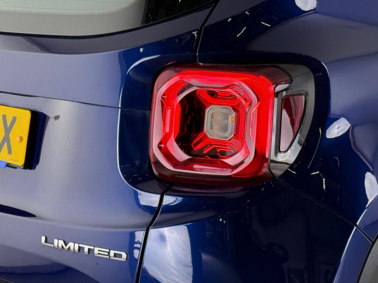 Used Jeep Renegade 2018 for sale - 77244151: Photo 8