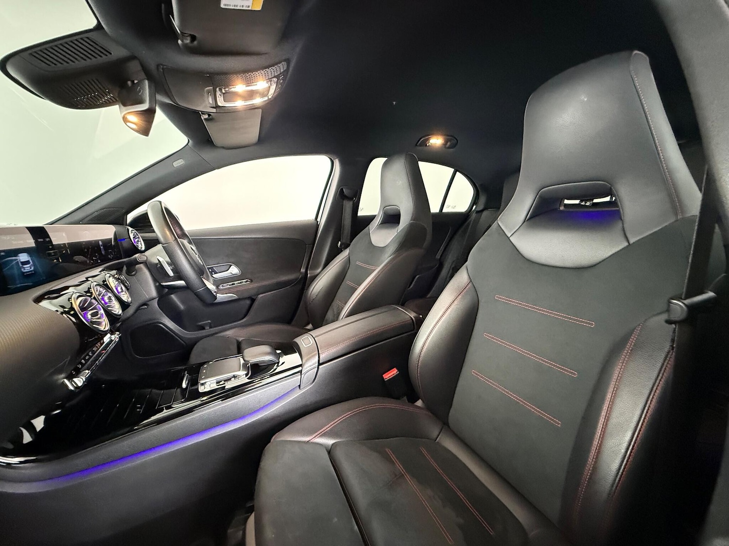 Used Mercedes-Benz A-Class 2019 for sale - 76620348: Photo 15