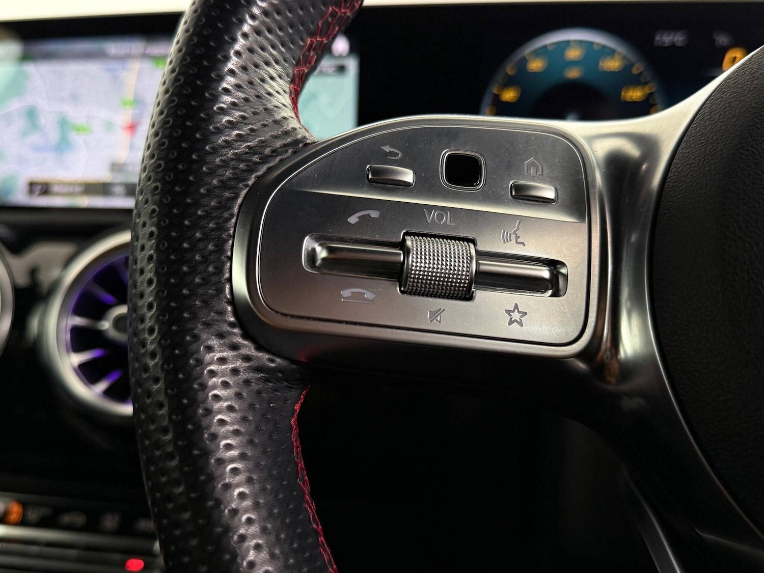 Used Mercedes-Benz A-Class 2019 for sale - 76620348: Photo 24