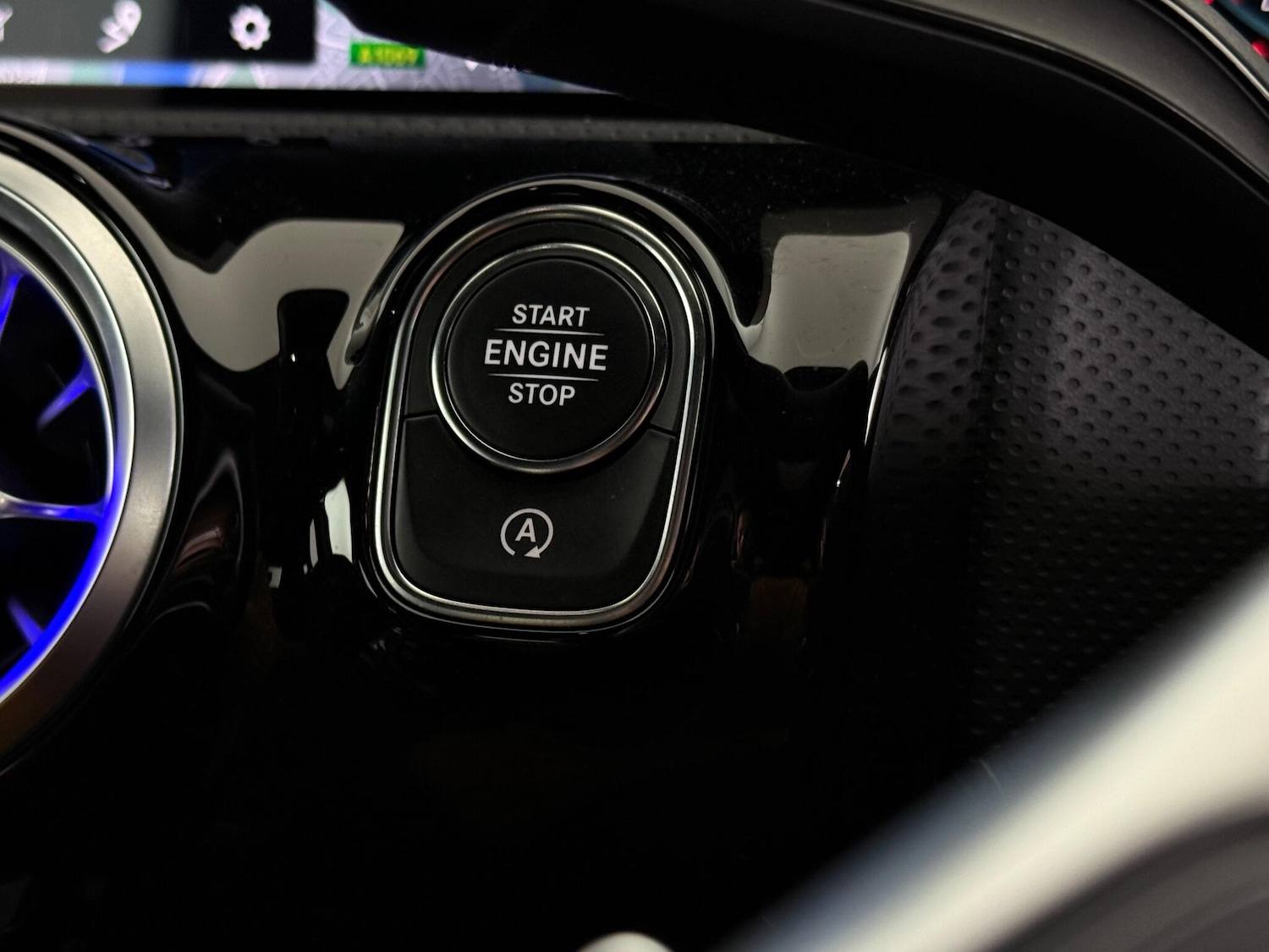 Used Mercedes-Benz A-Class 2019 for sale - 76620348: Photo 40