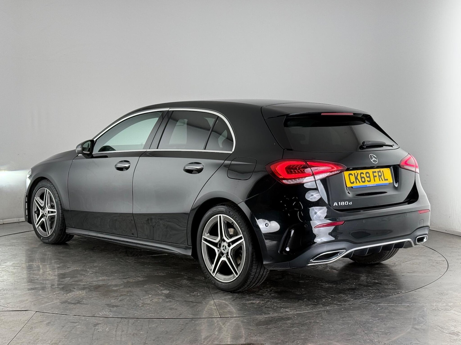 Used Mercedes-Benz A-Class 2019 for sale - 76620348: Photo 5