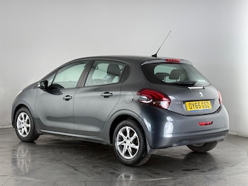 Used Peugeot 208 2015 for sale - 77268219: Photo