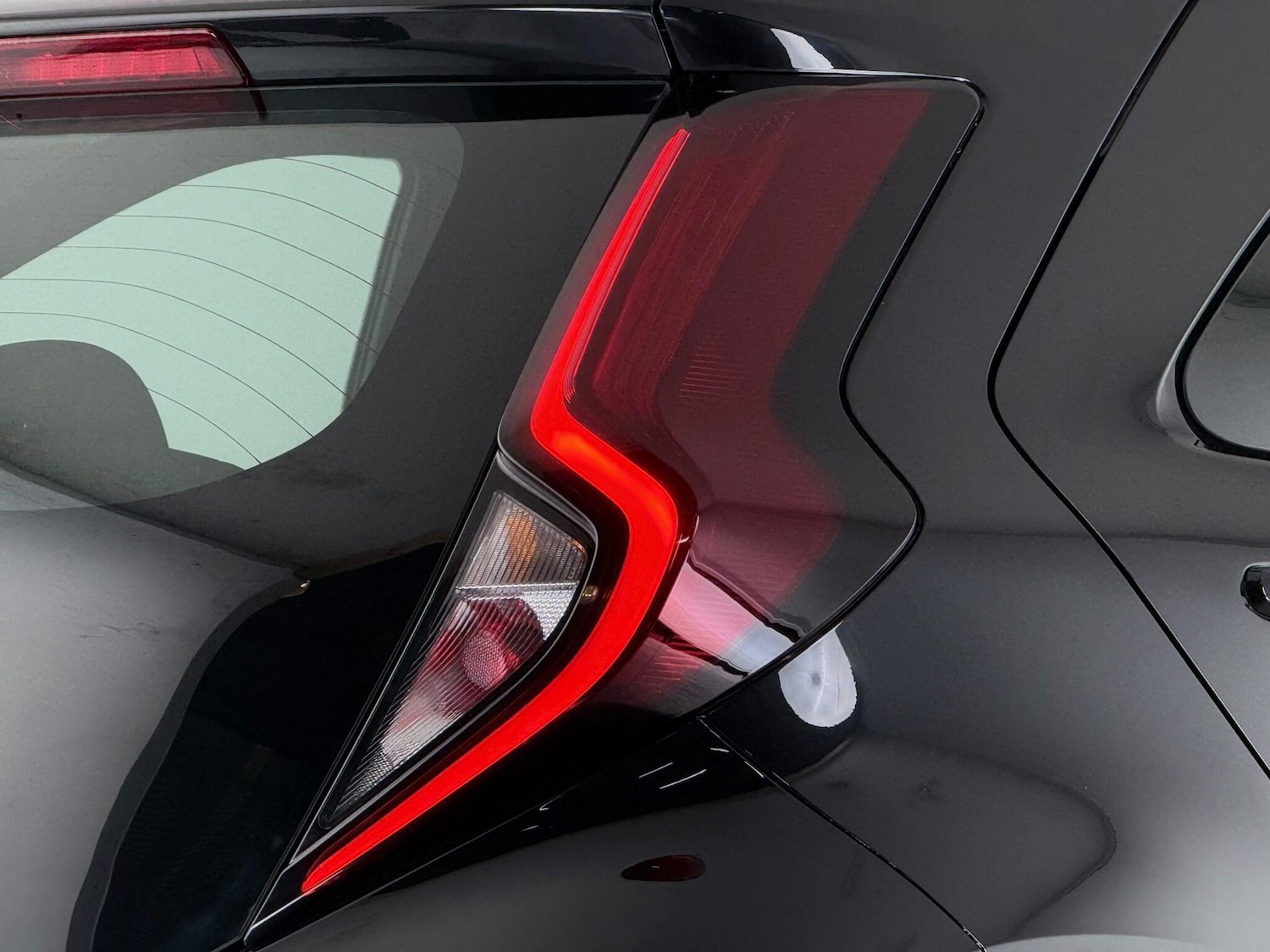 Used Toyota Aygo X 2023 for sale - 76468647: Photo 12