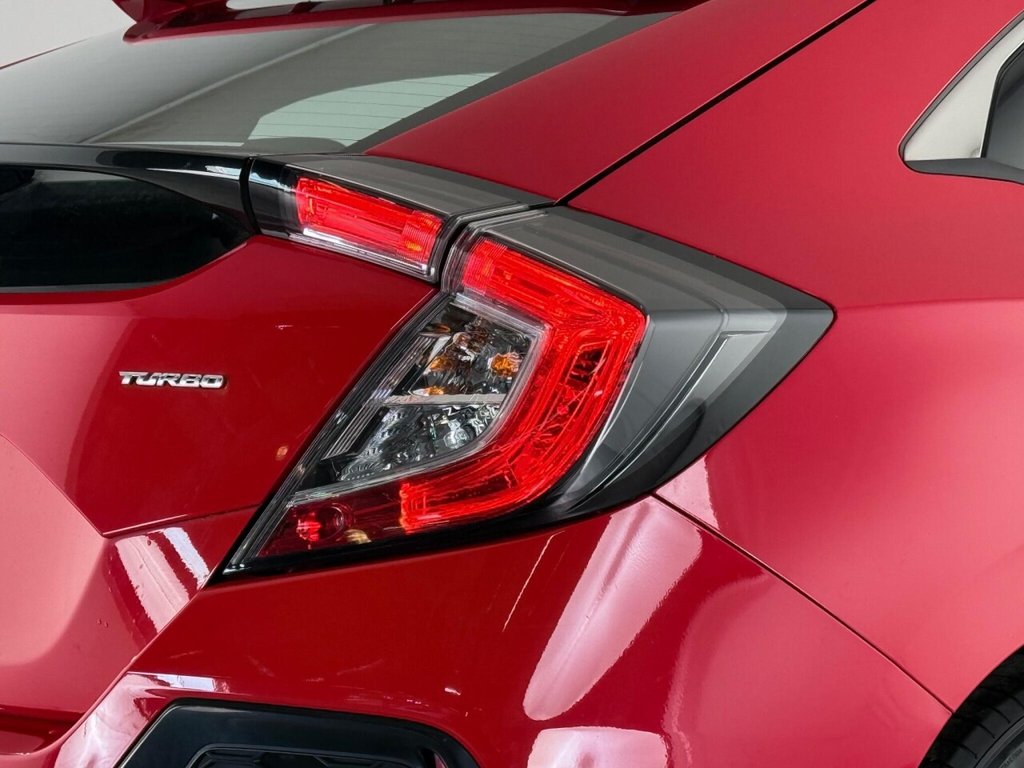 Used Honda Civic 2018 for sale - 75703534: Photo 10