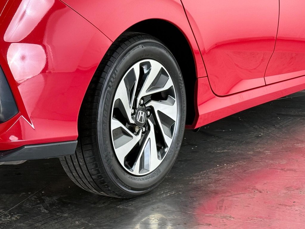 Used Honda Civic 2018 for sale - 75703534: Photo 12