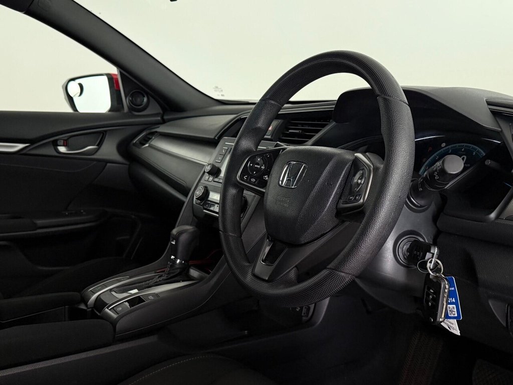 Used Honda Civic 2018 for sale - 75703534: Photo 15