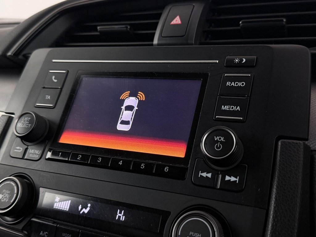Used Honda Civic 2018 for sale - 75703534: Photo 33