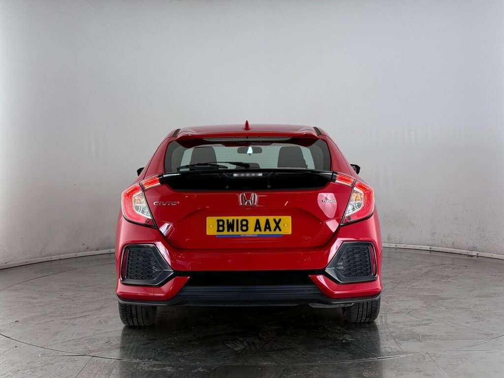 Used Honda Civic 2018 for sale - 75703534: Photo 9