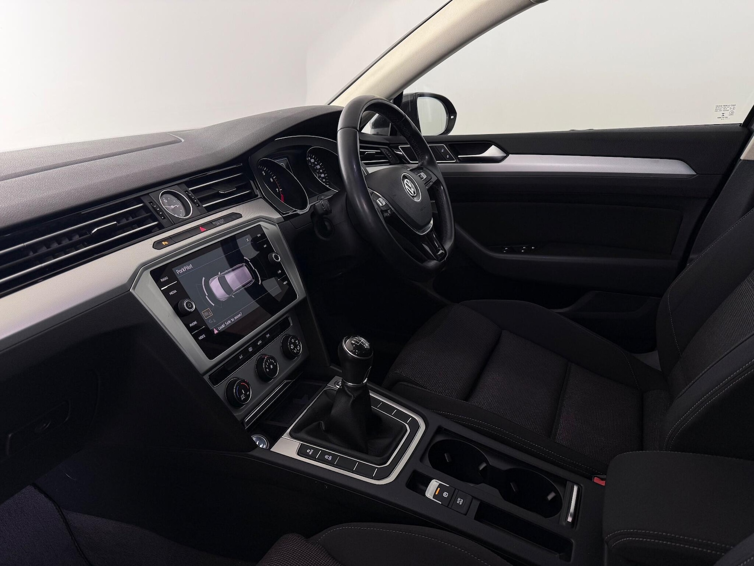 Used Volkswagen Passat 2018 for sale - 77217026: Photo 13