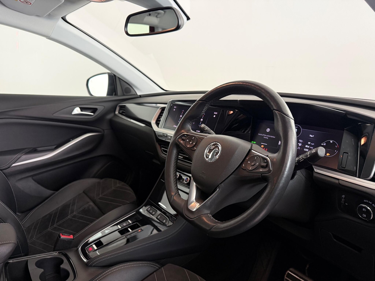 Used Vauxhall Grandland 2023 for sale - 77246459: Photo 12