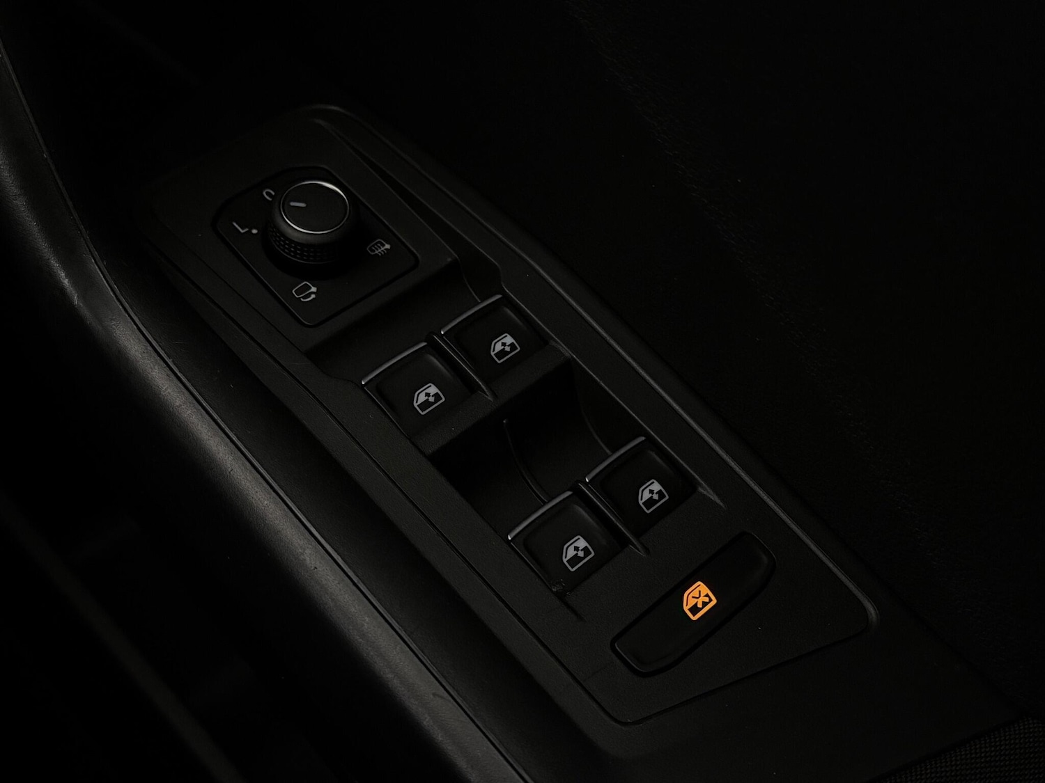 Used Volkswagen T-Roc 2019 for sale - 77260293: Photo 37