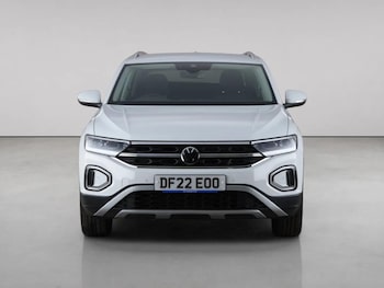 Used Volkswagen T-Roc 2022 for sale - 79216969: Photo