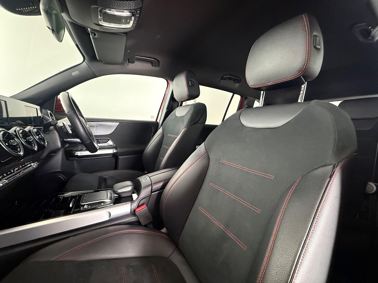 Used Mercedes-Benz GLB 2022 for sale - 77180804: Photo 11