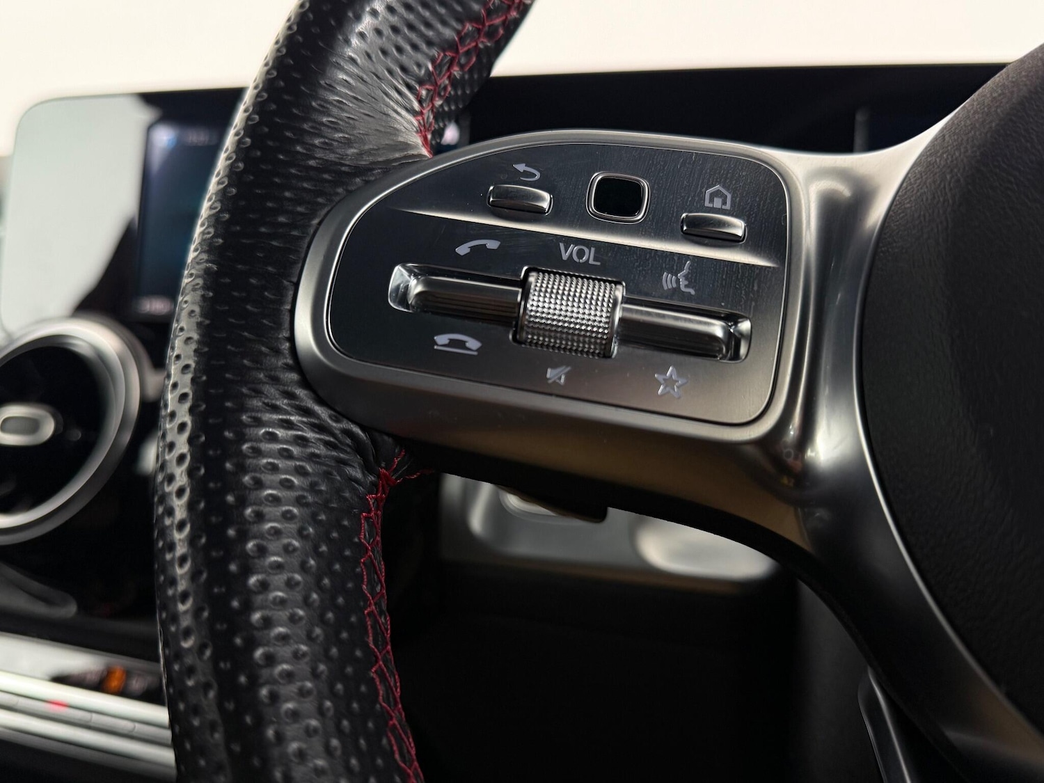 Used Mercedes-Benz GLB 2022 for sale - 77180804: Photo 17