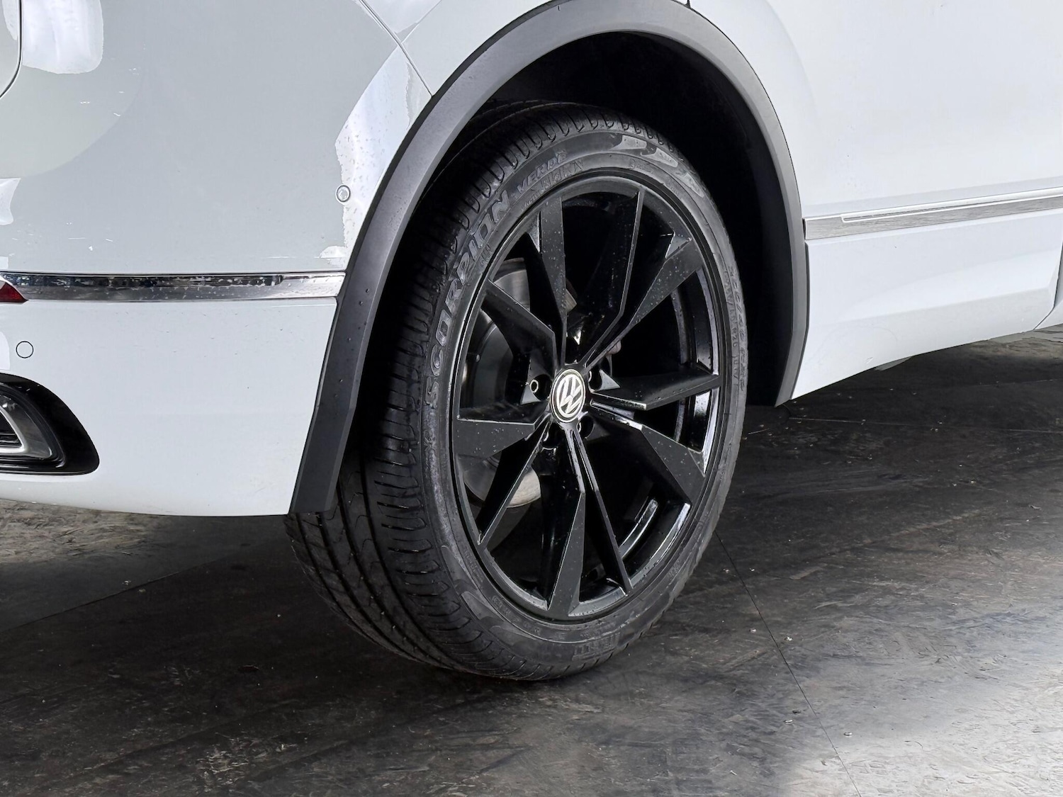 Used Volkswagen Tiguan 2020 for sale - 77217334: Photo 9